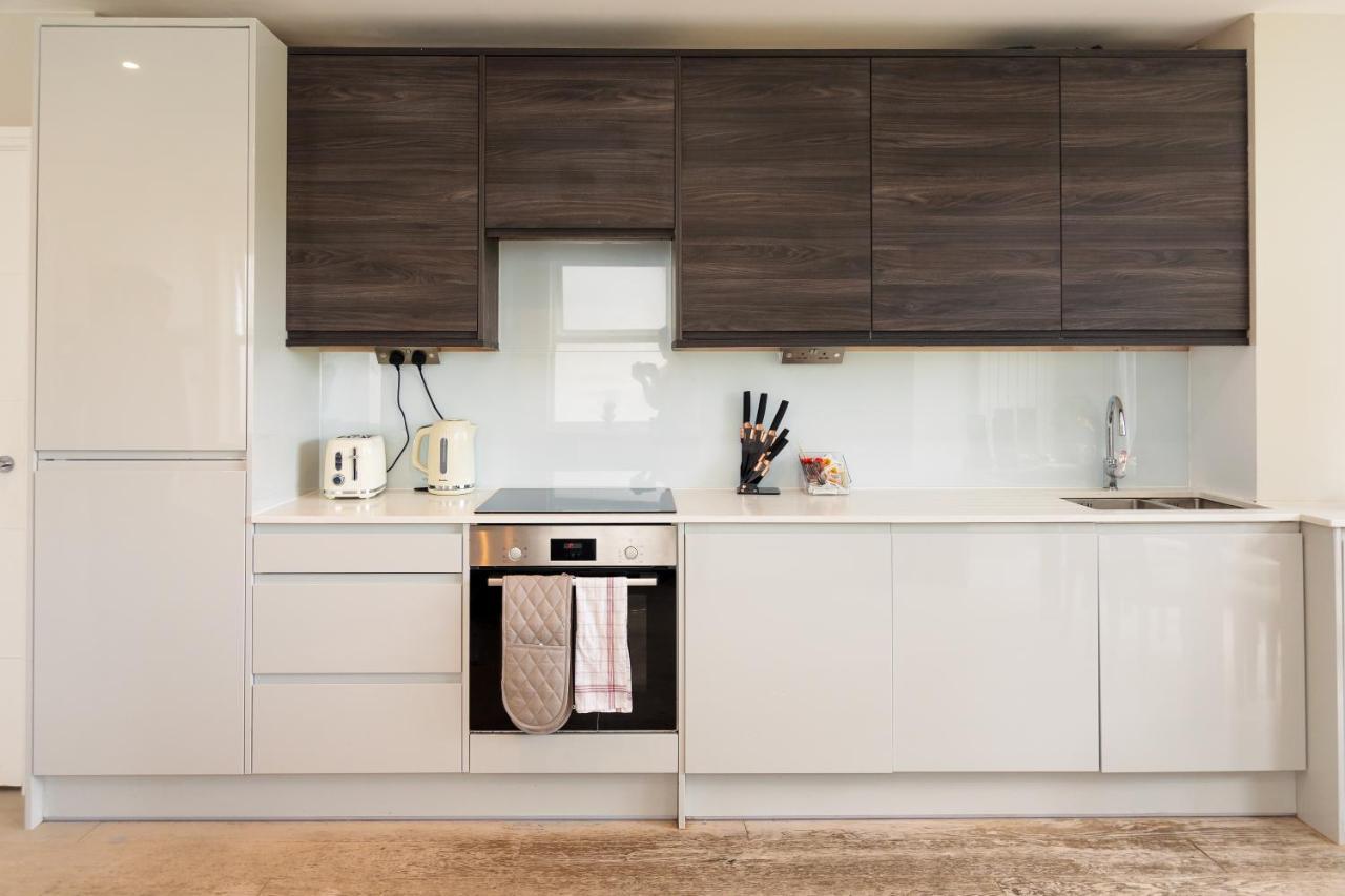 Star London Bell Lane 3-Bed Haven Apartment Hendon Exterior foto