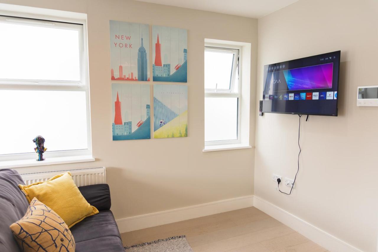 Star London Bell Lane 3-Bed Haven Apartment Hendon Exterior foto